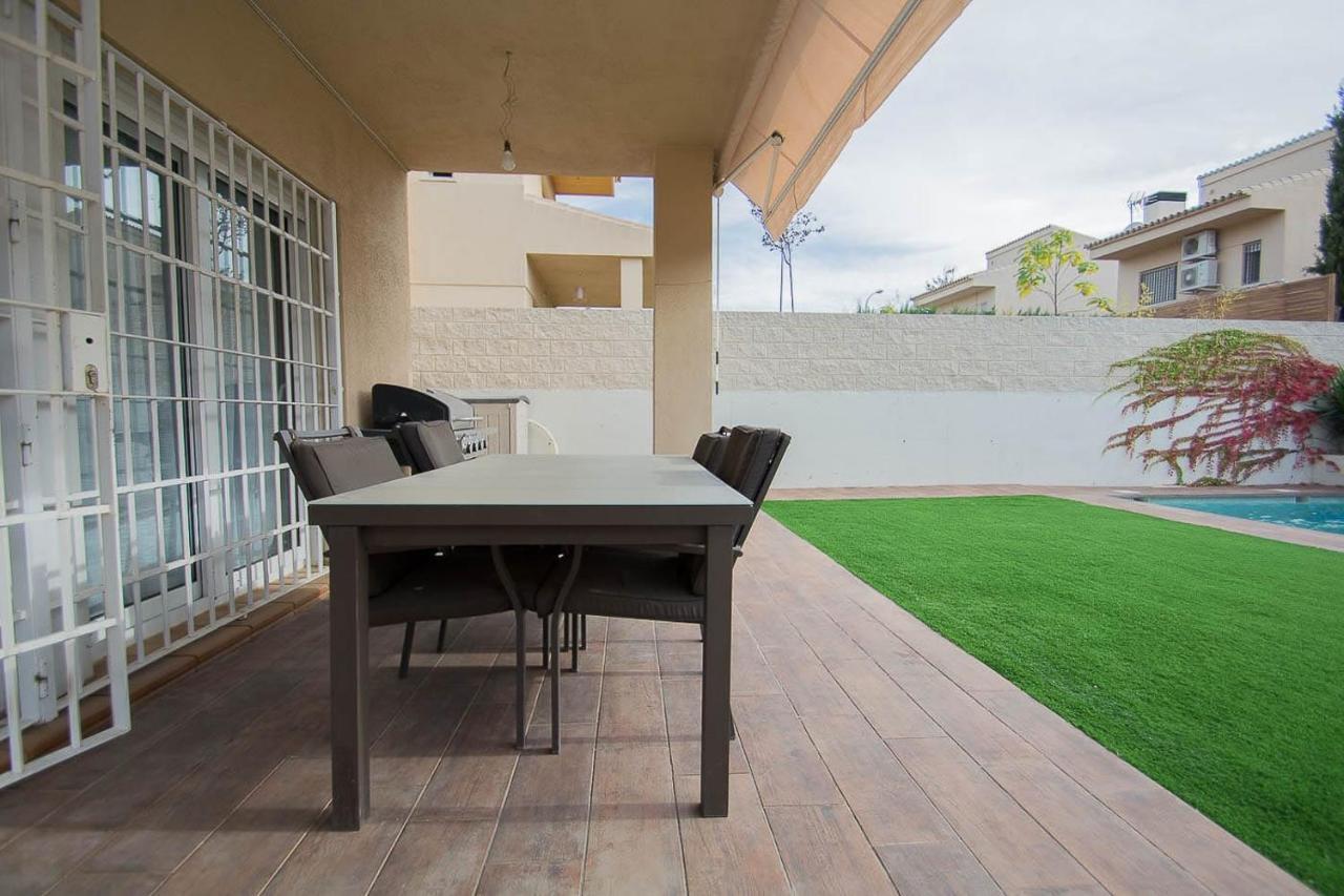 Villa Granada-otura -villa Hoyo 7-nieve -campo De Golf,playa Cercana Cargador Electrico Rapido *